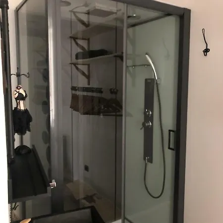 2 Lofts Cosy De Cachet Idéalement Situés Au Centre De Appartamento