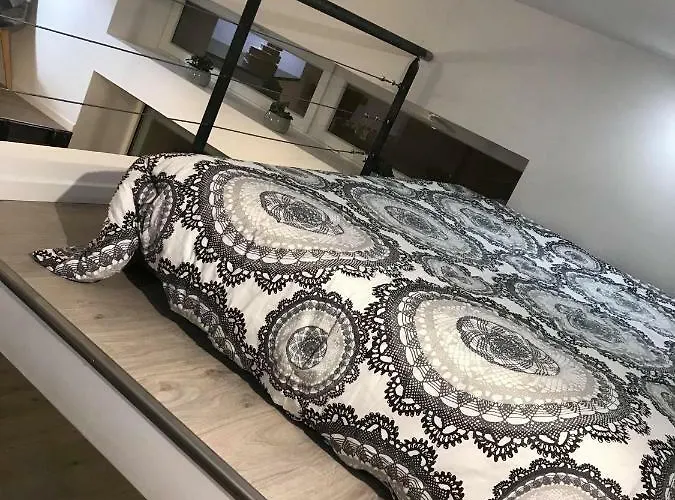 Апартаменты 2 Lofts Cosy De Cachet Idealement Situes Au Centre De