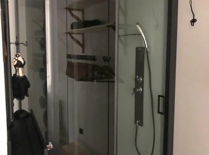 2 Lofts Cosy De Cachet Idealement Situes Au Centre De Апартаменты